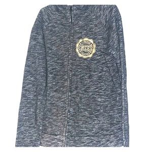 Comfortable sweater for girls.